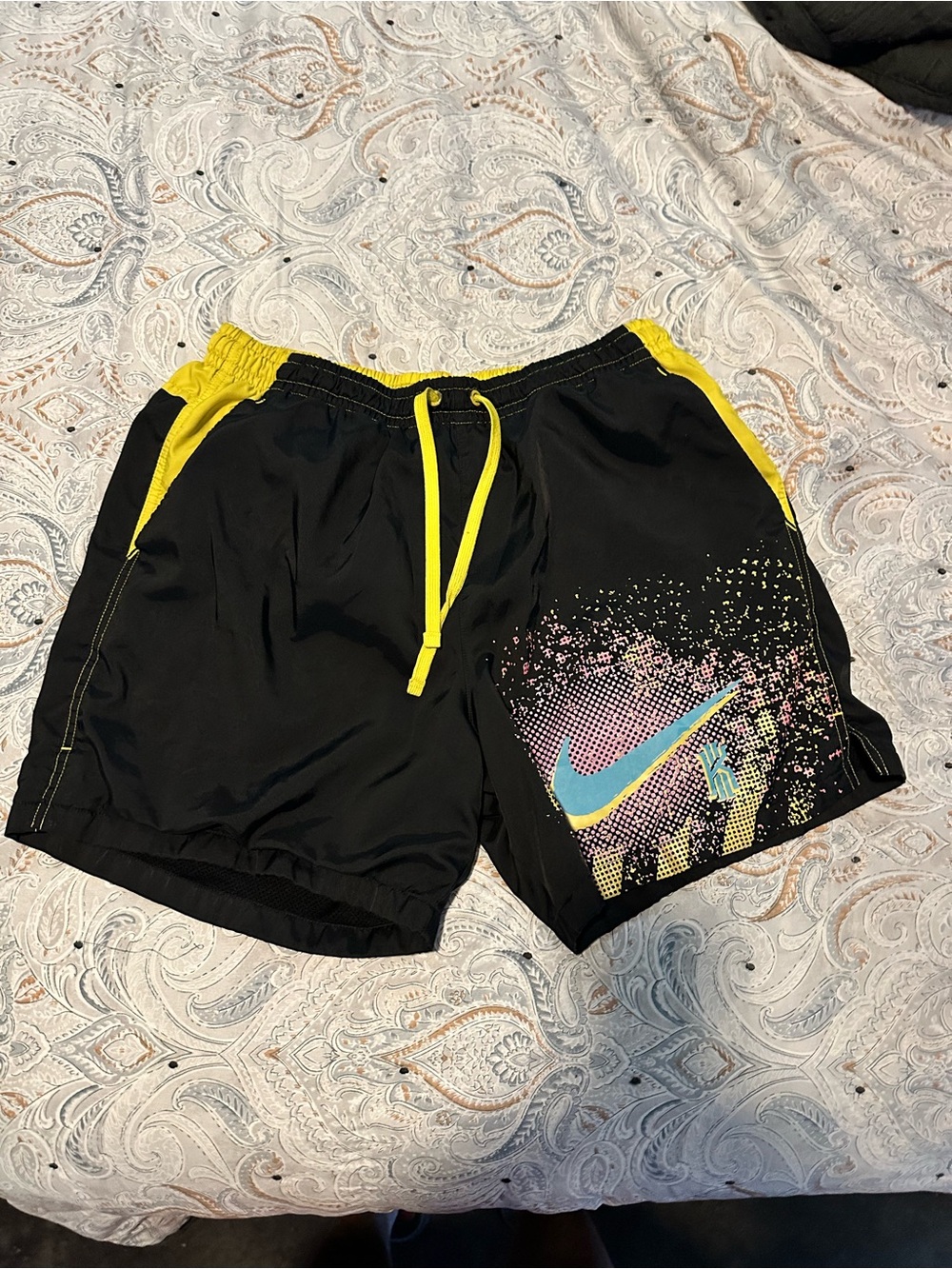Nike Kyrie Irving '90s Woven Swim Trunks Shorts Vintage
